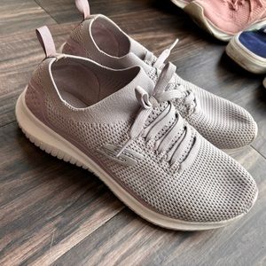 Sketchers slip on sneaker